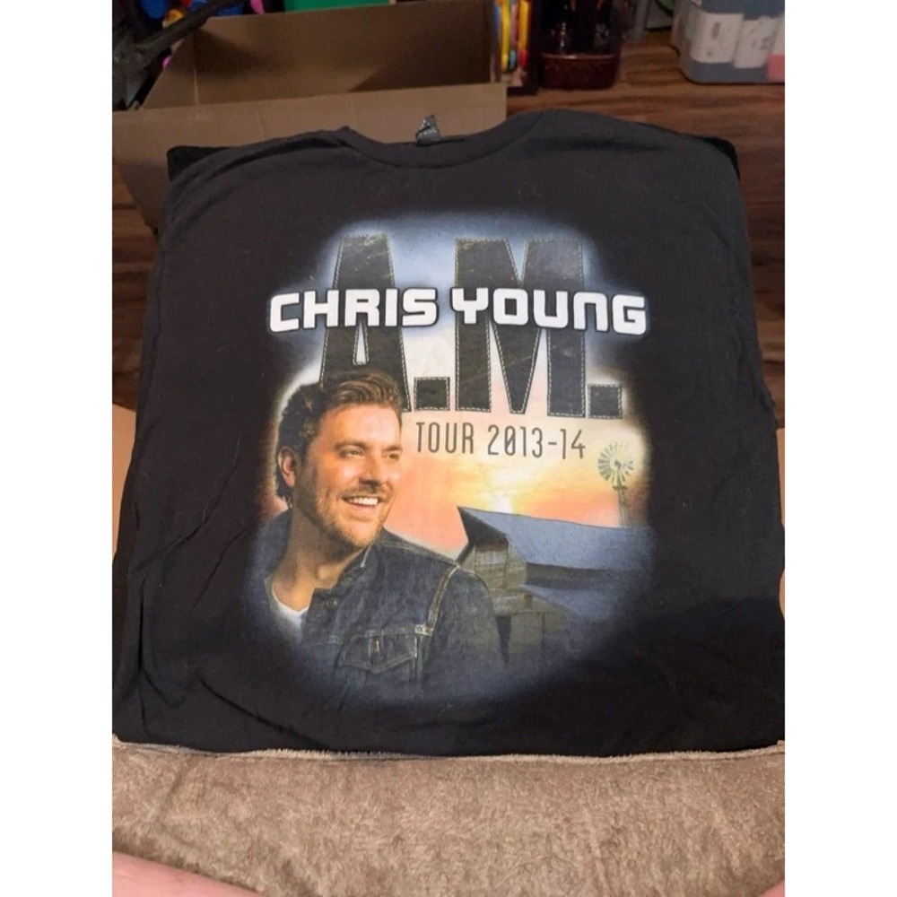 Chris Young AM World Tour 2013-14 Concert T-Shirt Black Graphic Tee Country XL